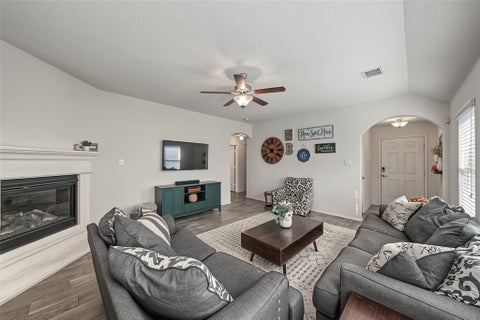 Tiny photo for 5833 Dew Plant Way, Fort Worth, TX 76123 (MLS # 21400957)