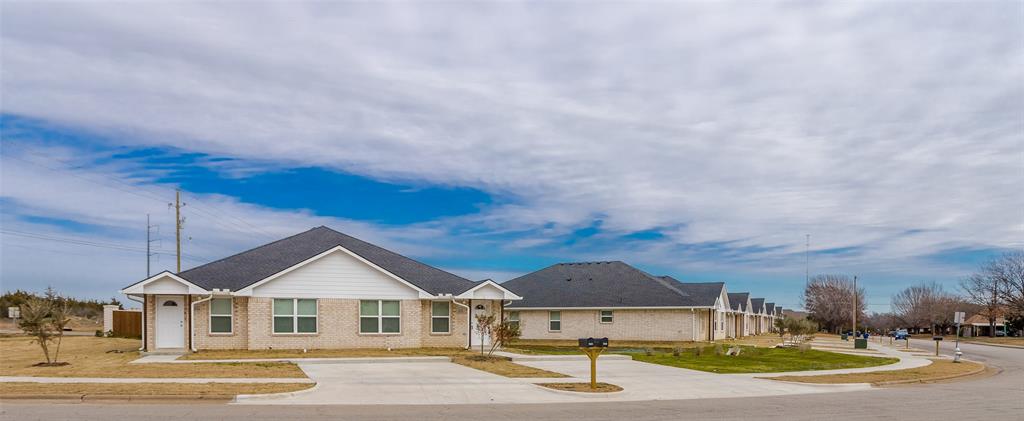 Ennis - Residential Lease