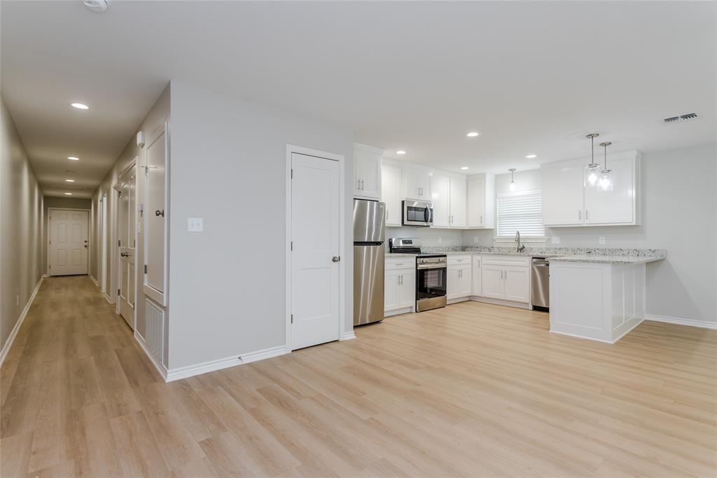 Ennis - Residential Lease