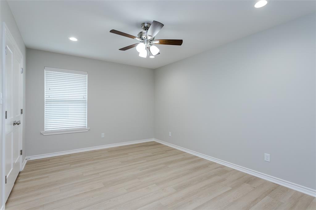 Ennis - Residential Lease