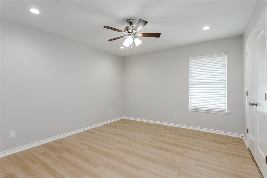 Ennis - Residential Lease