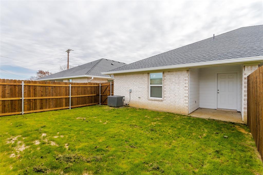 Ennis - Residential Lease