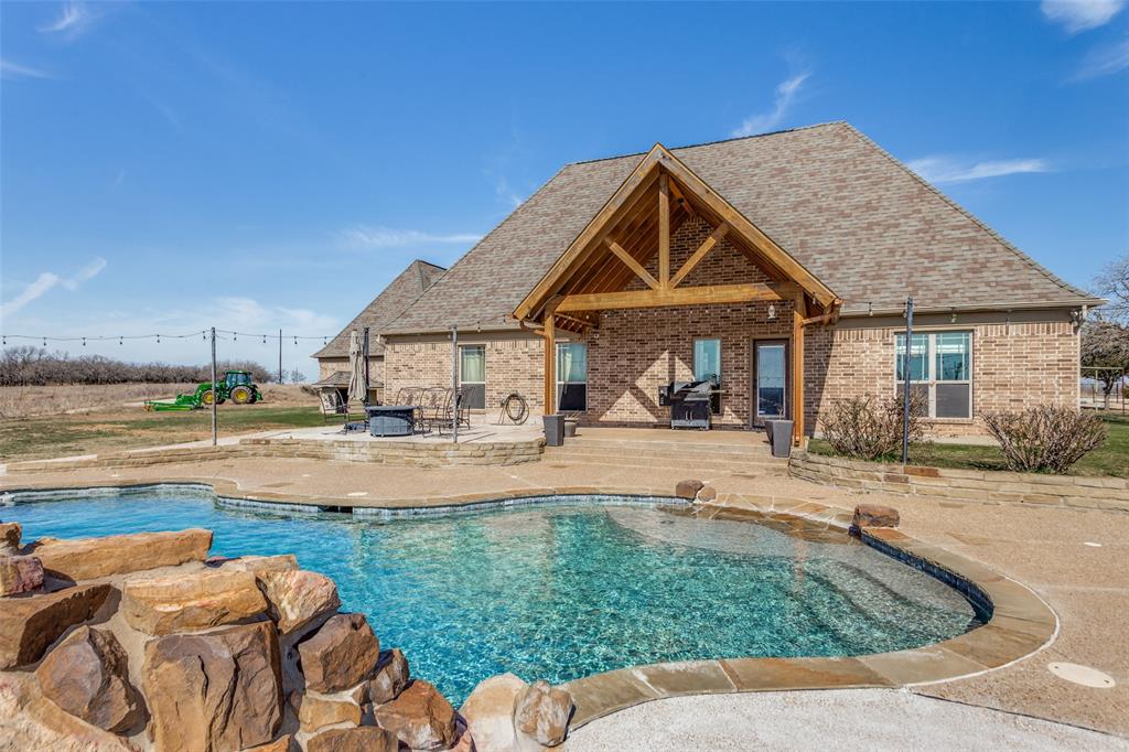 1233 County Road 3550
