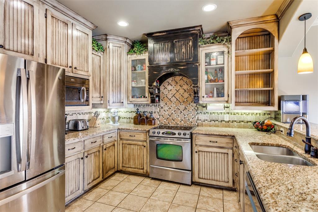 1233 County Road 3550