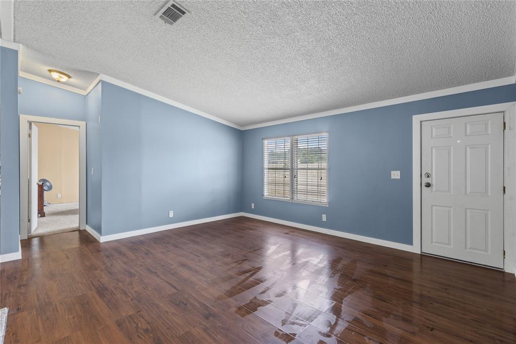 112 Harlan Drive