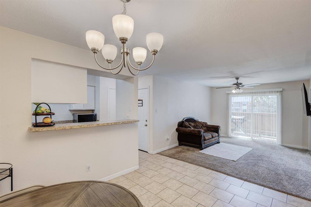 View Dallas, TX 75231 condo