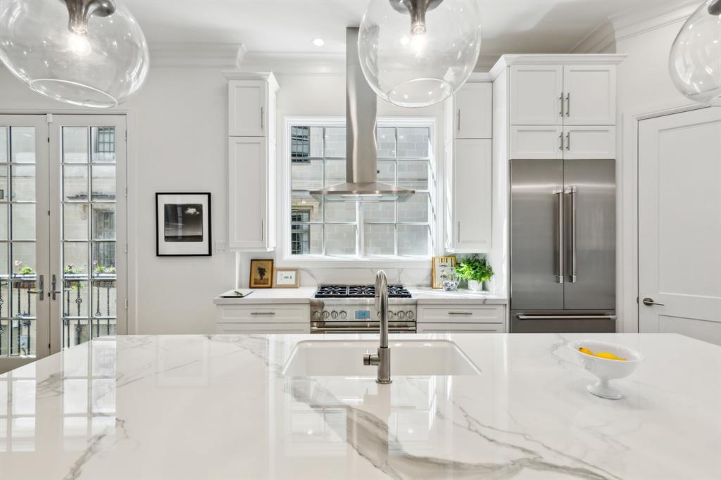 Lexington State Thomas - Residential