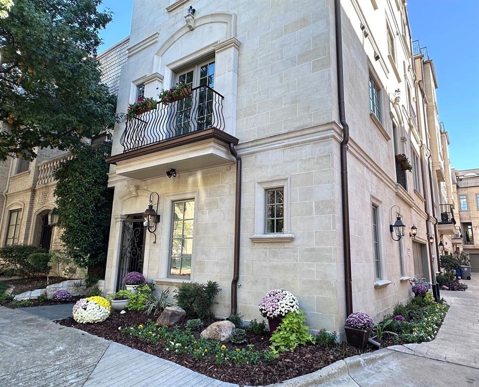 Lexington State Thomas - Residential