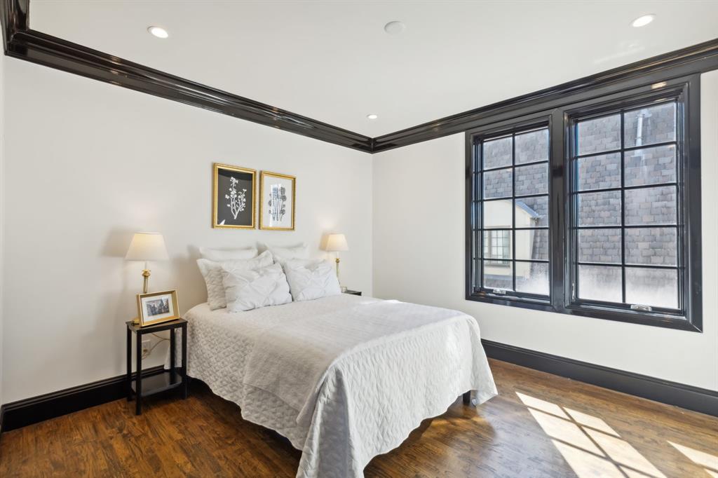 Lexington State Thomas - Residential