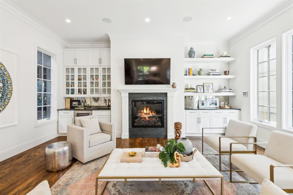 Lexington State Thomas - Residential