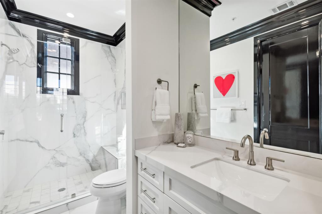 Lexington State Thomas - Residential