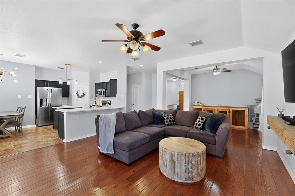 Meadow Oaks Ph I - Residential