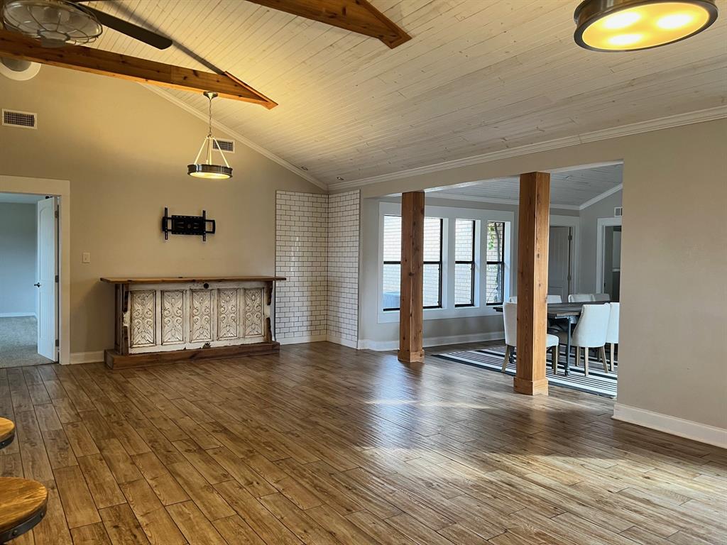 Par Village - Residential