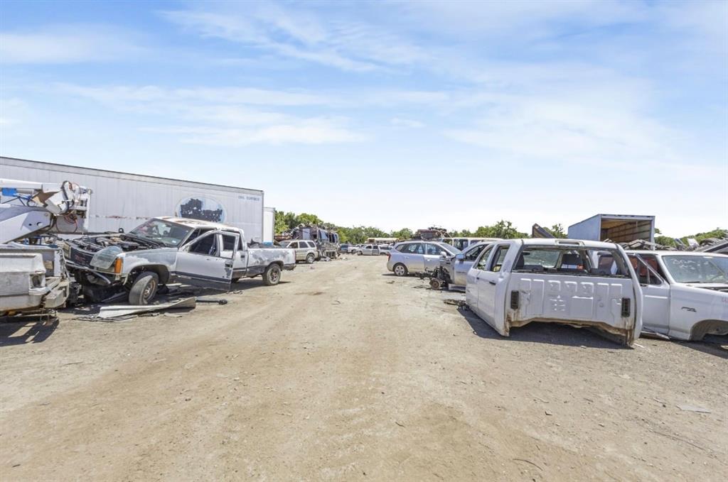 Oak Crest Add - Commercial Sale