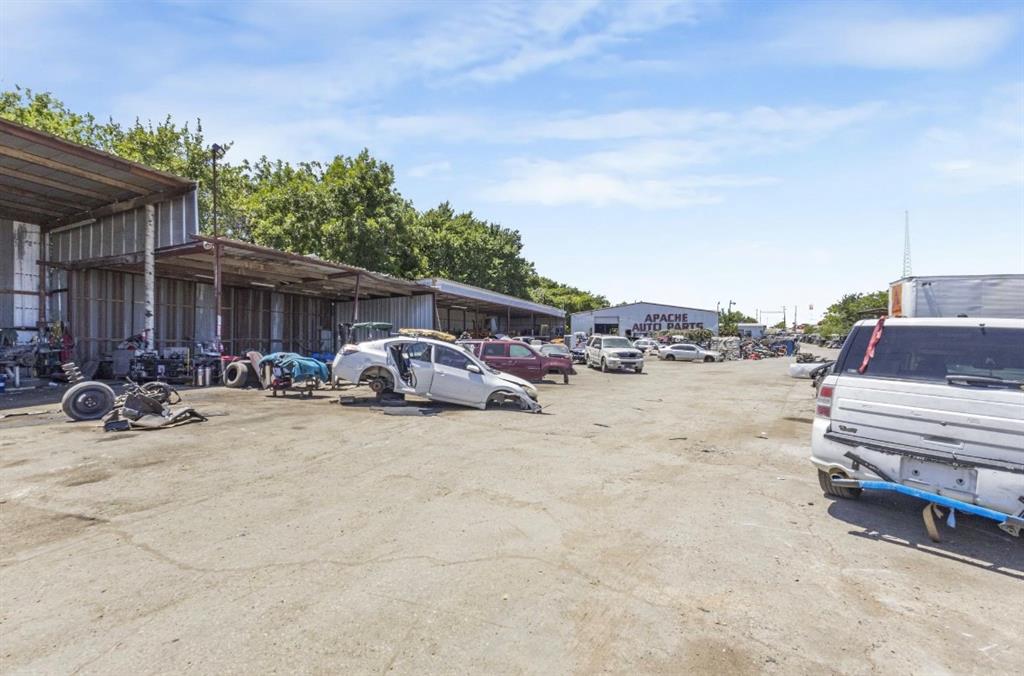 Oak Crest Add - Commercial Sale