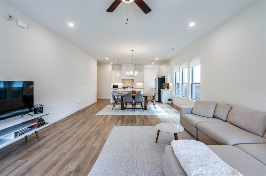 1281 Manfreda Street