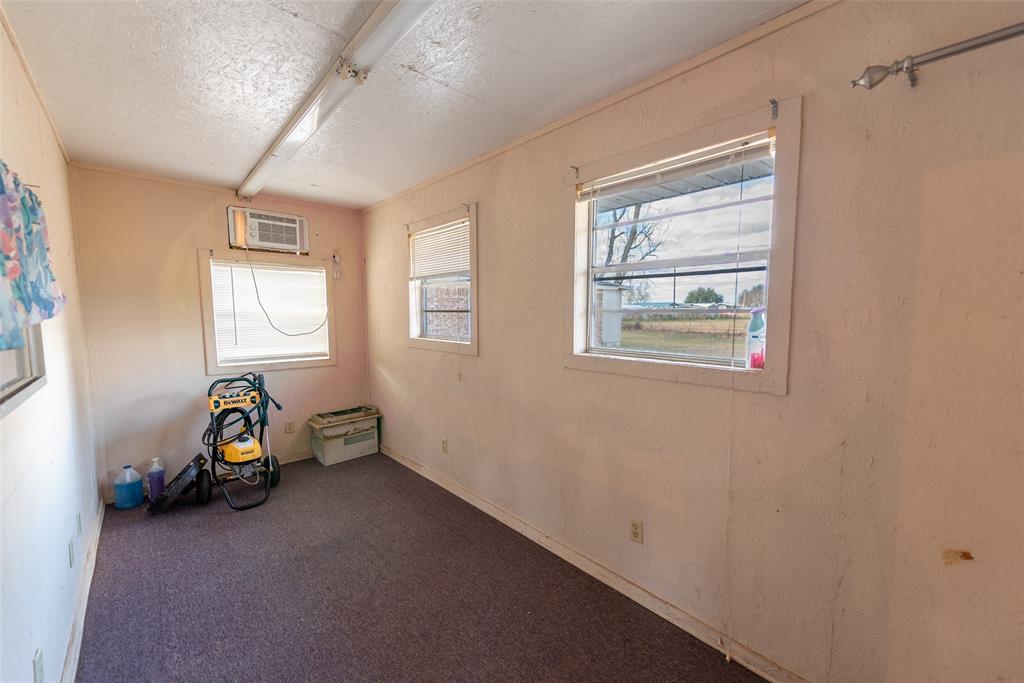 Henr Teal 52 - Residential