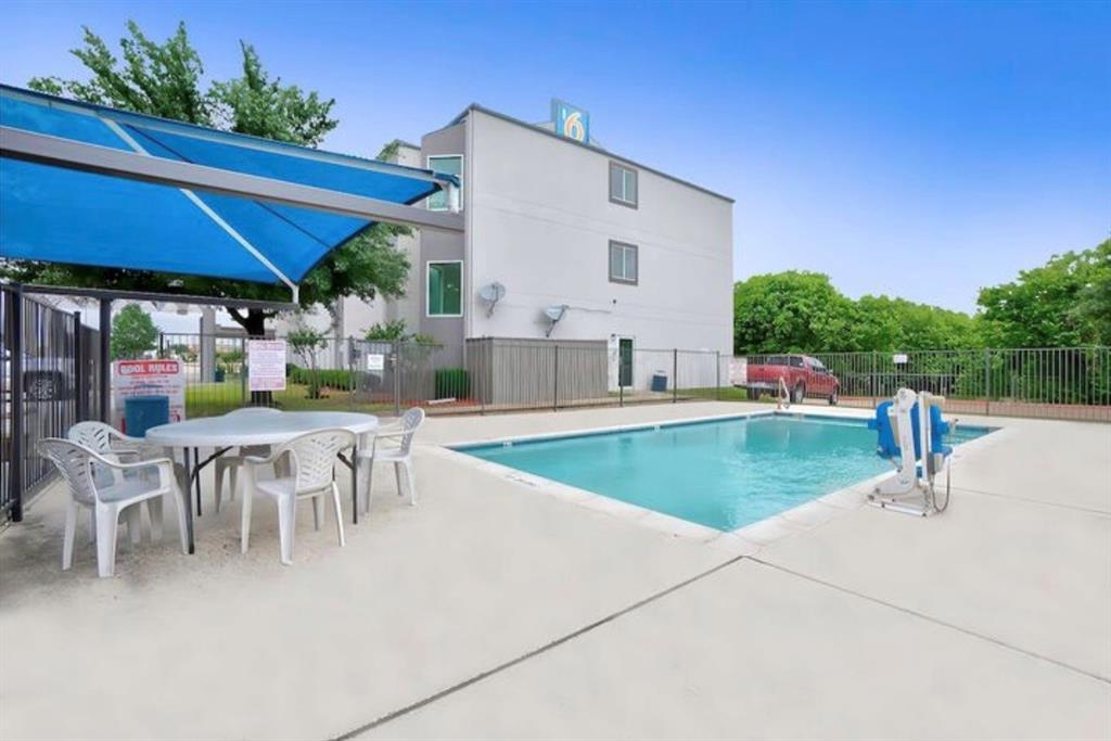 8601 Benbrook Boulevard