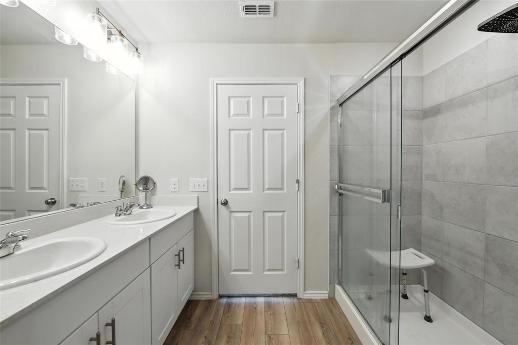 Elizabeth Crk Alpha Ranch - Residential