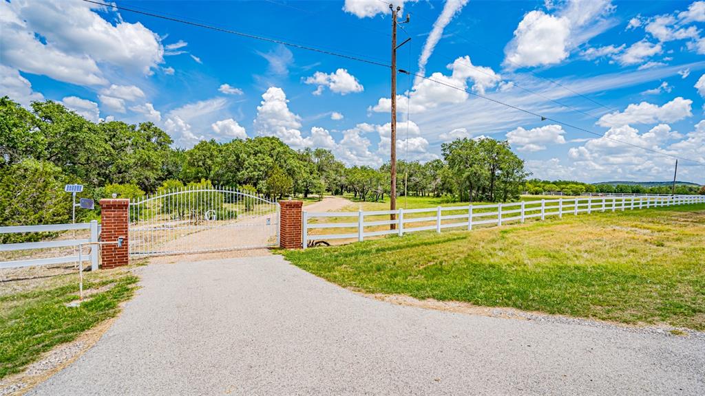 8816 Cleburne Highway