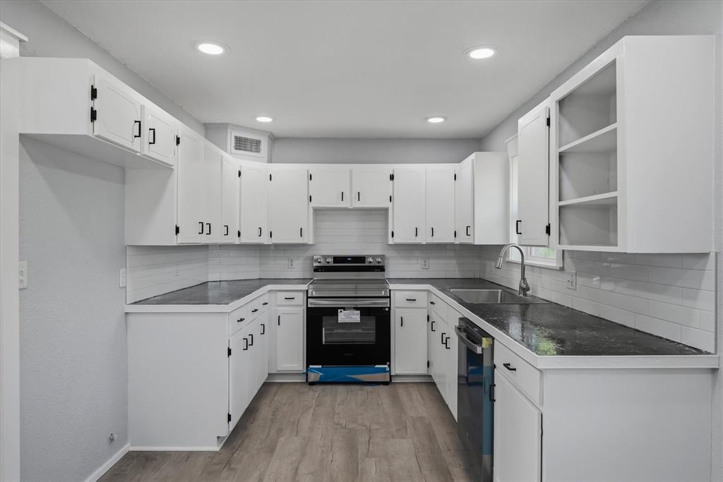 Cedar Grove Estate - Residential