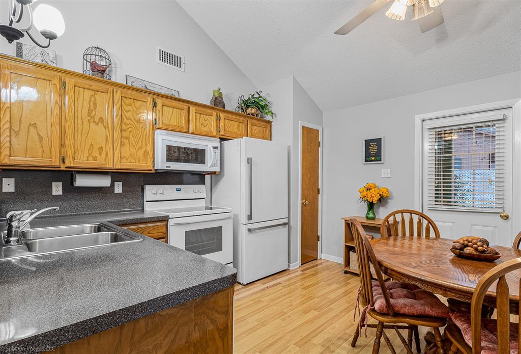 Holly Lake Ranch - Residential