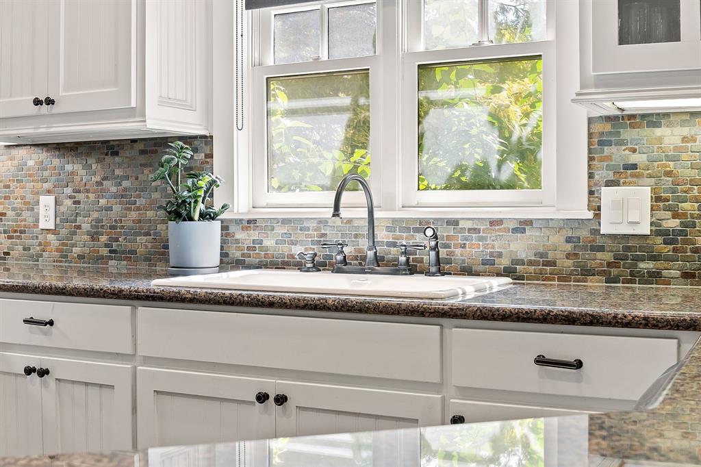 Milton Condos - Residential