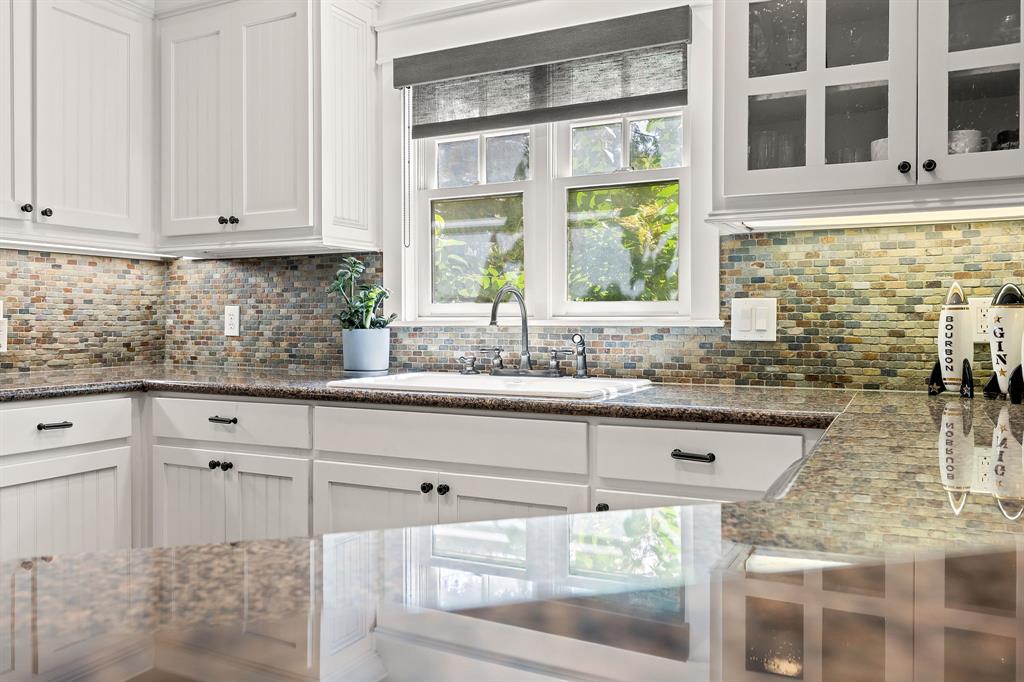 Milton Condos - Residential