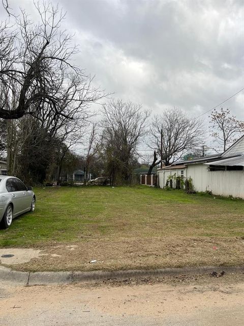 2606 Hooper Street Dallas TX 75215