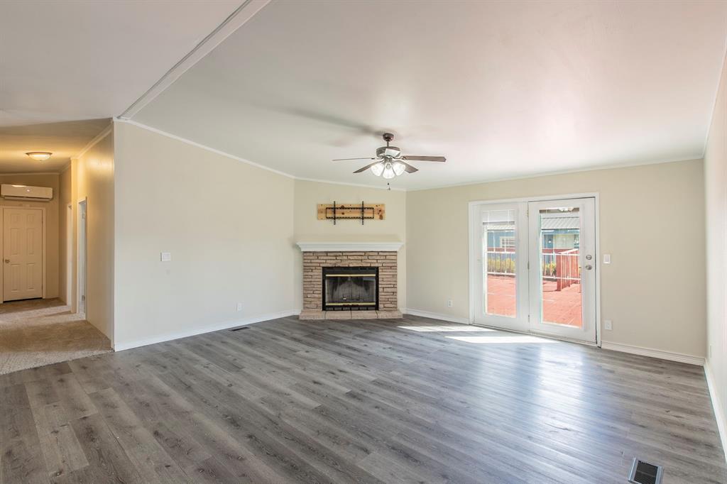 153 Golden Coast Circle