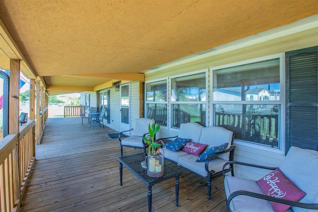 153 Golden Coast Circle