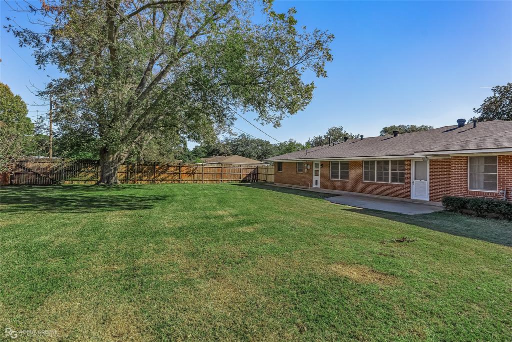 Bossier City, Louisiana 71111, United States, 3 Bedrooms Bedrooms, ,2 BathroomsBathrooms,Residential,Pending,30867