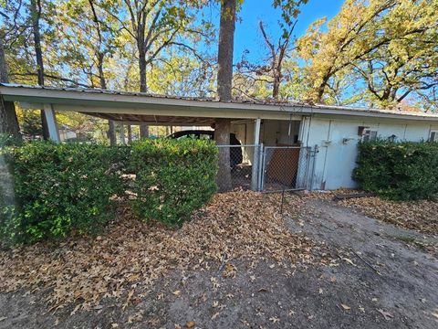 A home in Gun Barrel City