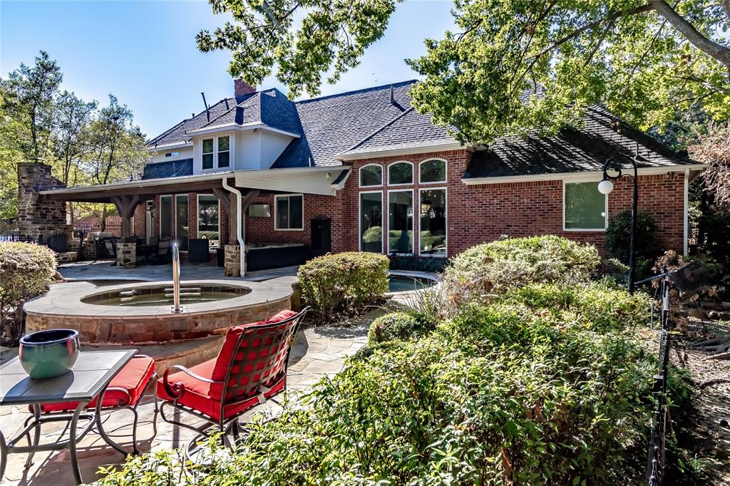 624 Moraine Way