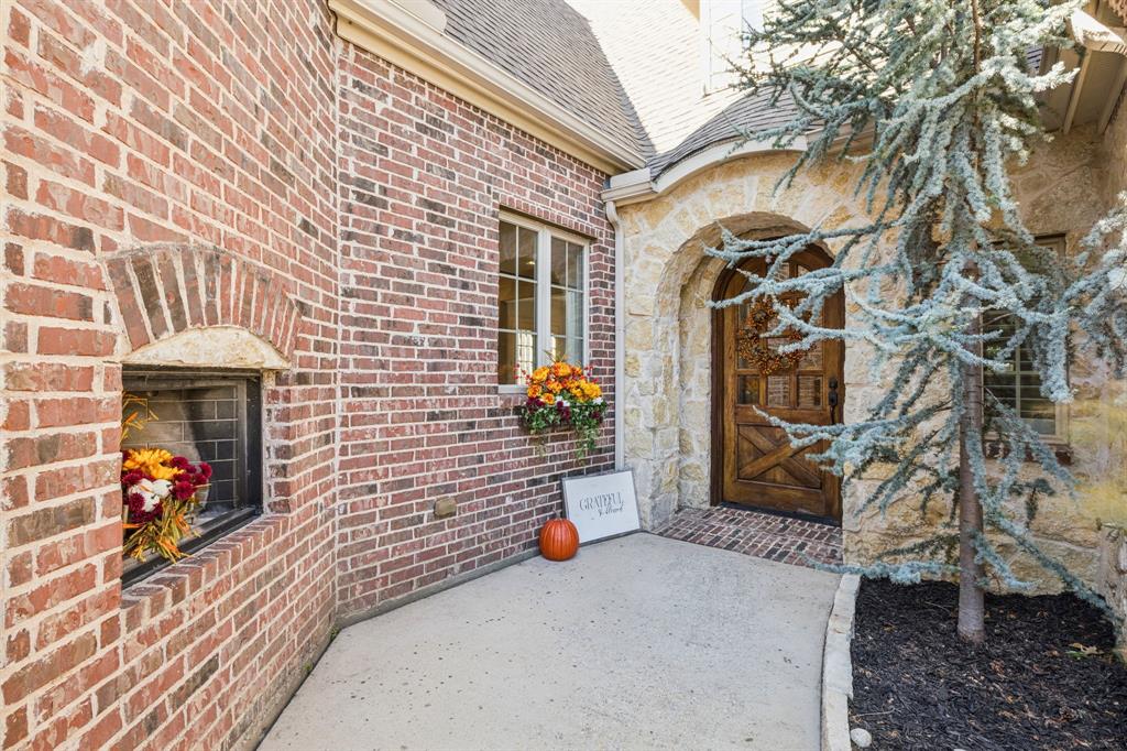800 Chapel Hill Lane