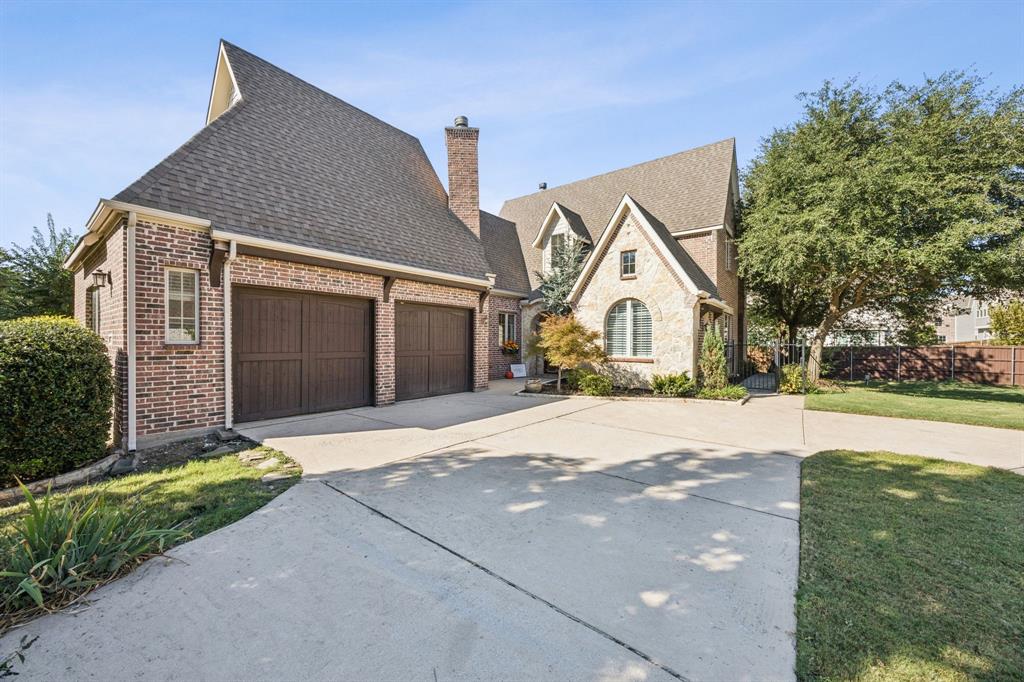 800 Chapel Hill Lane