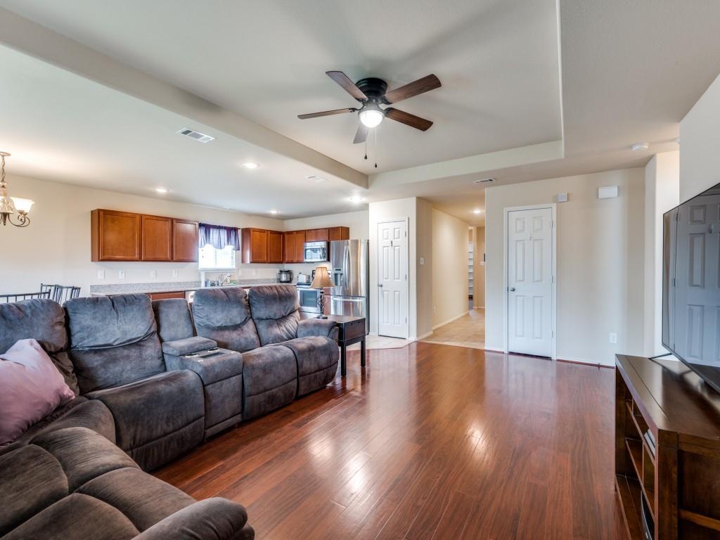 704 Cliffmere Drive