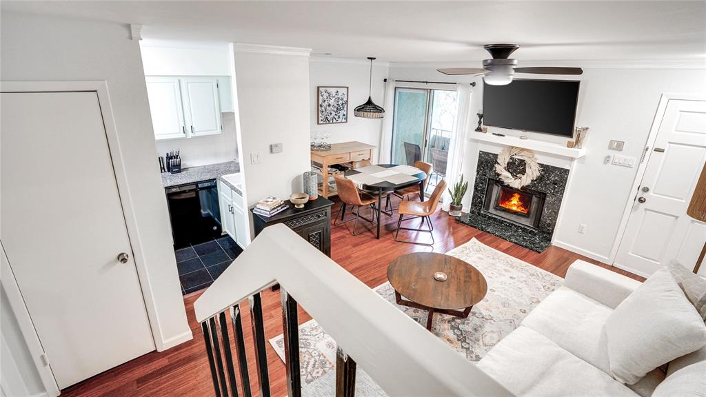 Ashton South Condos - Residential