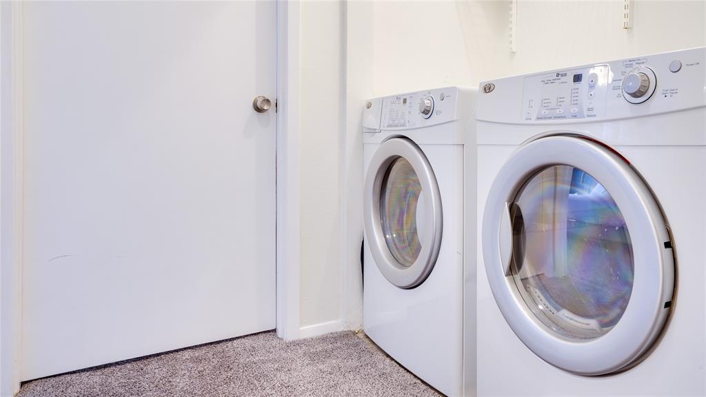 Ashton South Condos - Residential