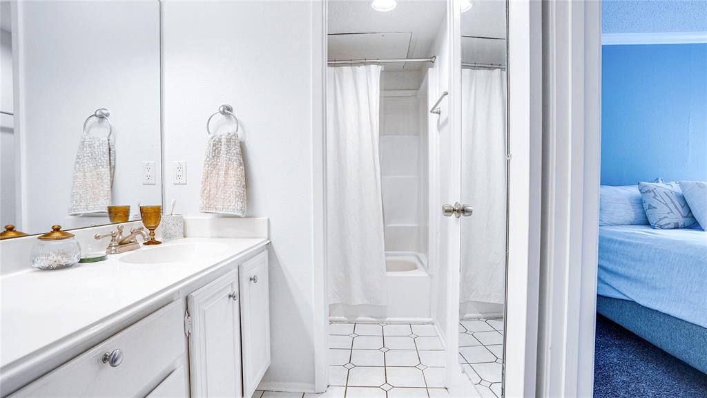 Ashton South Condos - Residential