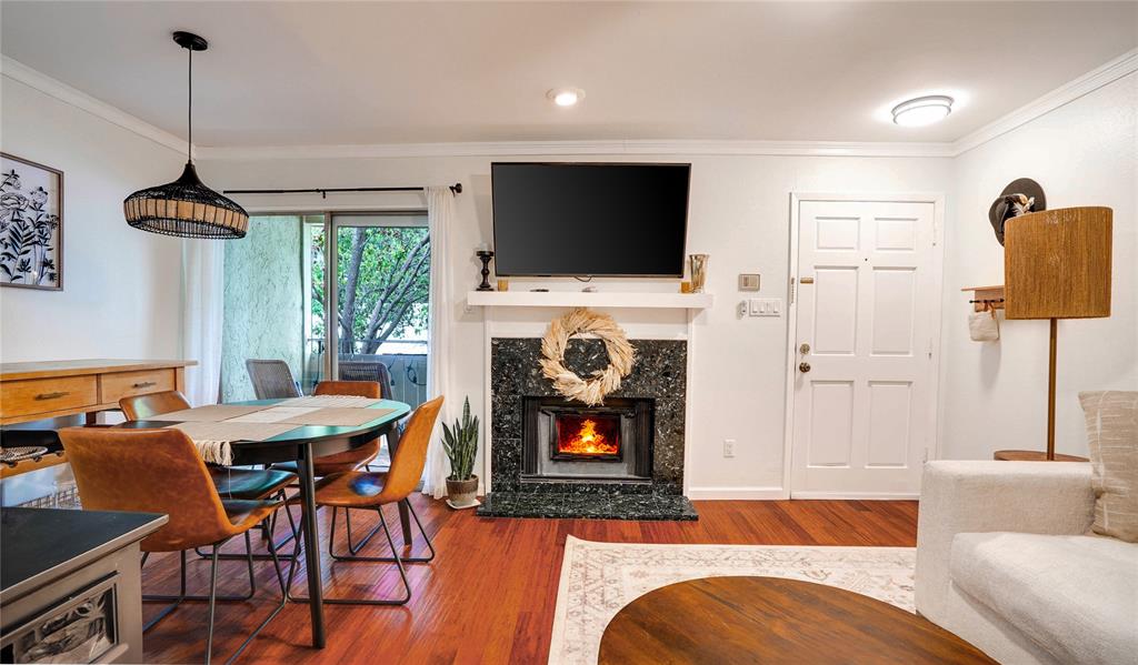 Ashton South Condos - Residential