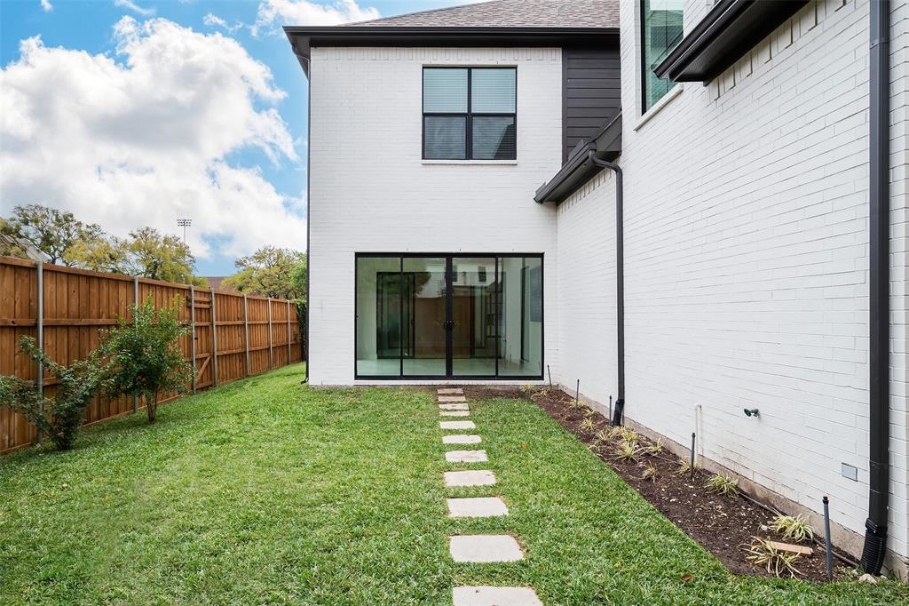 Highland Park High School - Residential