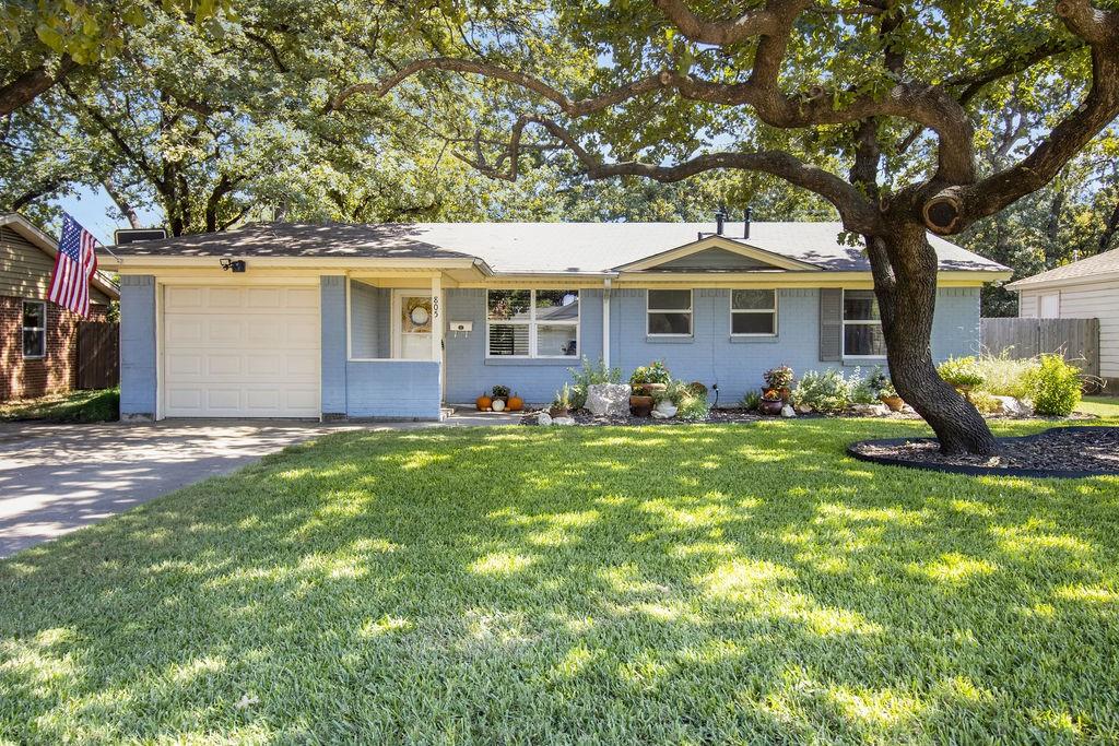 805 Clover Park Drive