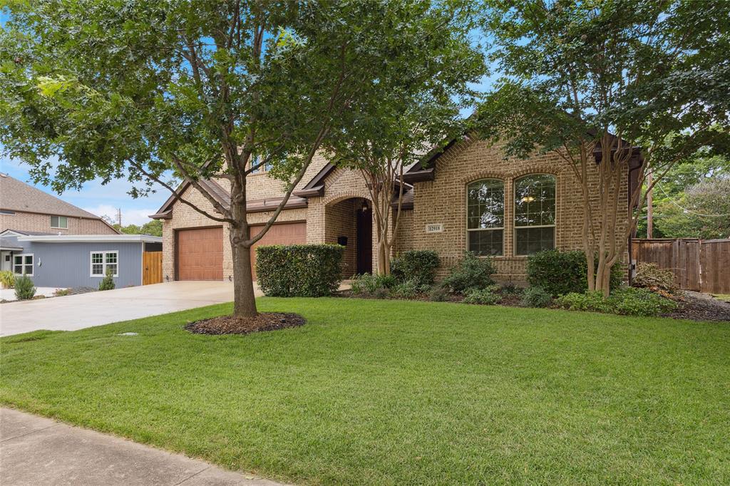 12918 Holbrook Drive