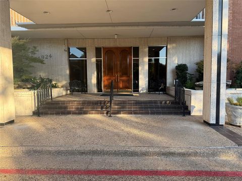 4924 Cobbs Drive 2E Waco TX 76710