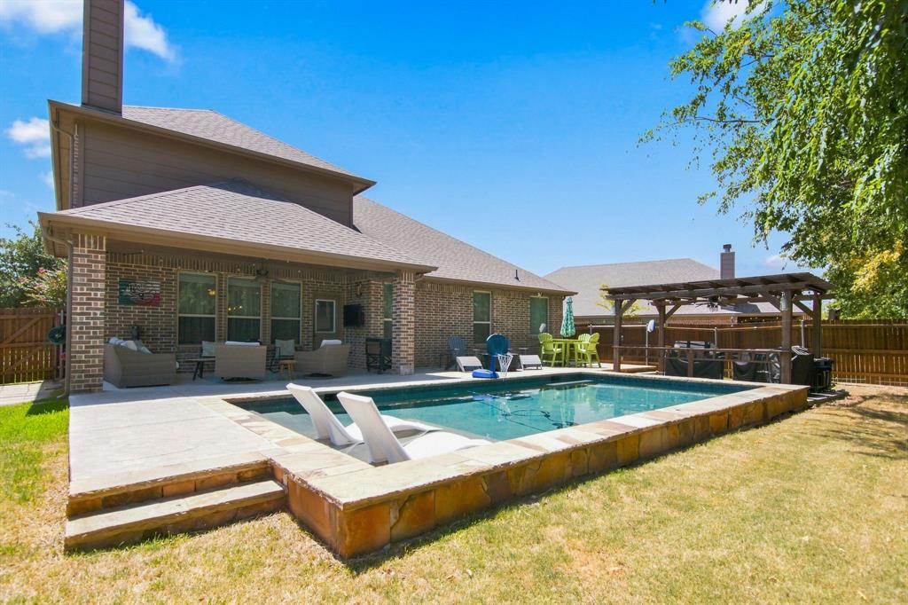 6124 Dunnlevy Drive