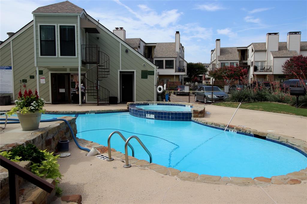 University Park Condo - Residential