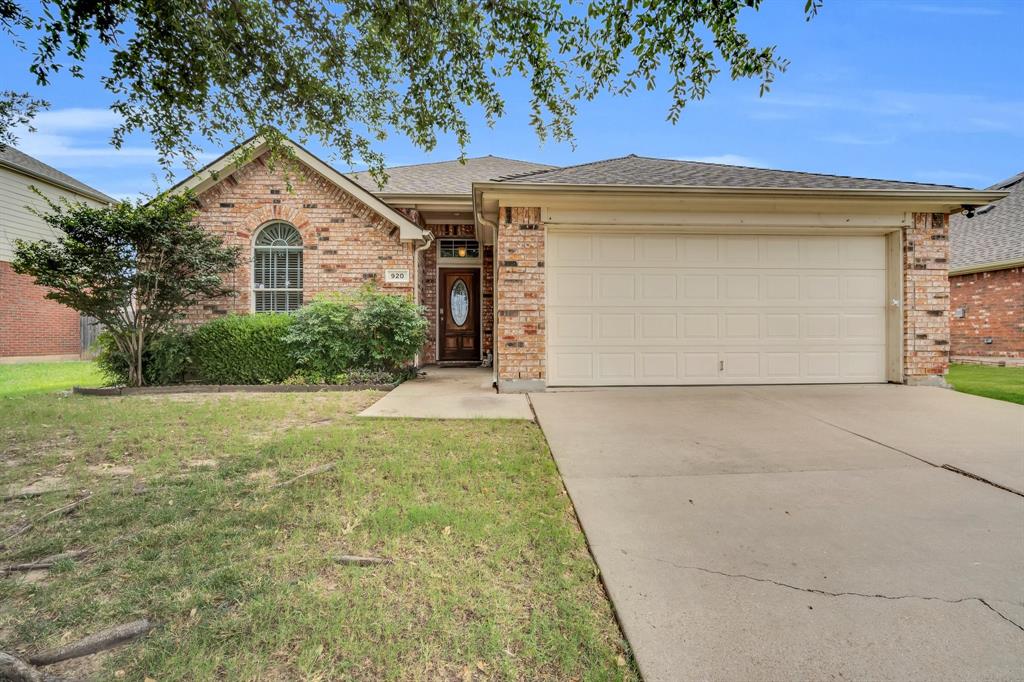 View Burleson, TX 76028 house