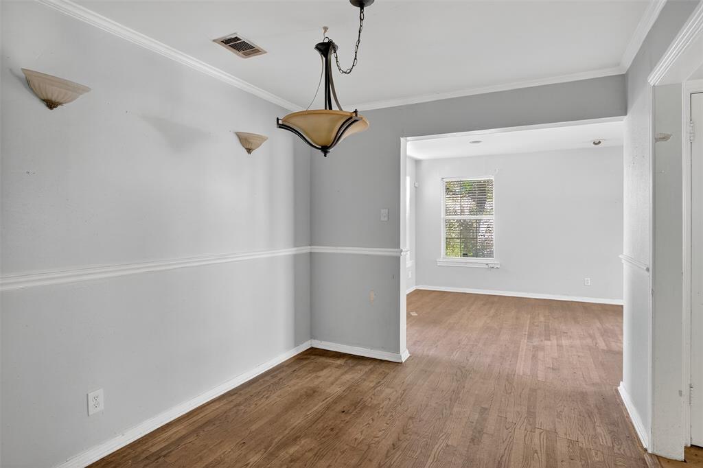 2041 W Colorado Boulevard