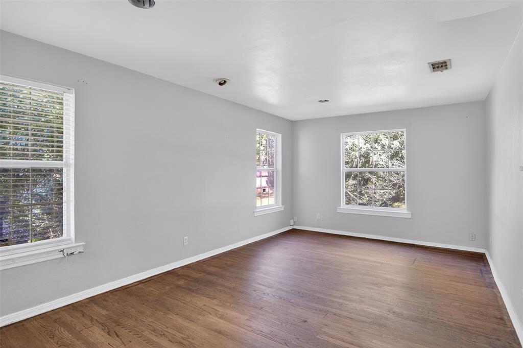 2041 W Colorado Boulevard